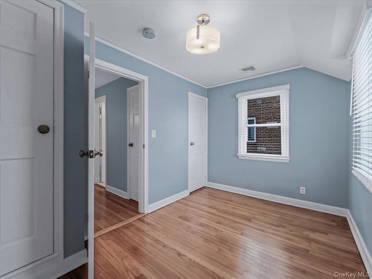 #13 photo, 69 Sheridan Avenue, Williston Park , NY 11596