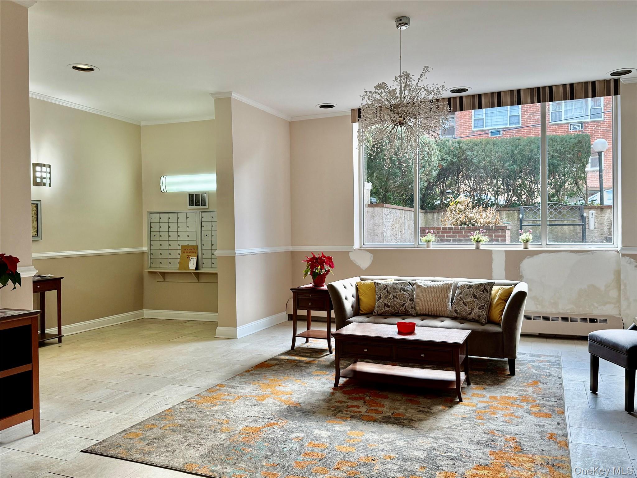 #18 photo, 100 Lincoln Avenue, Mineola , NY 11501