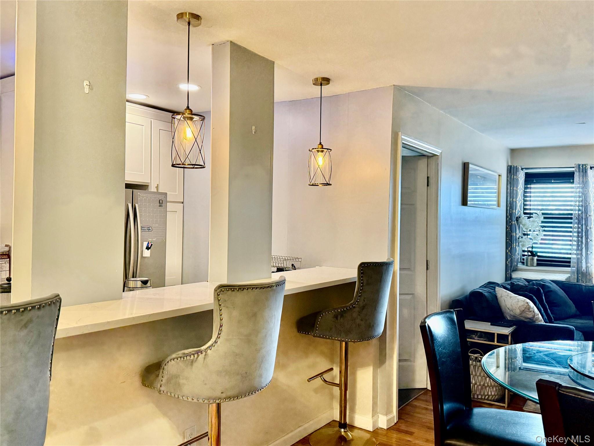 #6 photo, 100 Lincoln Avenue, Mineola , NY 11501