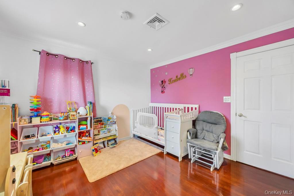 #15 photo, 8 Madison Avenue, 長島 格崙科夫 Glen Cove , NY 11542