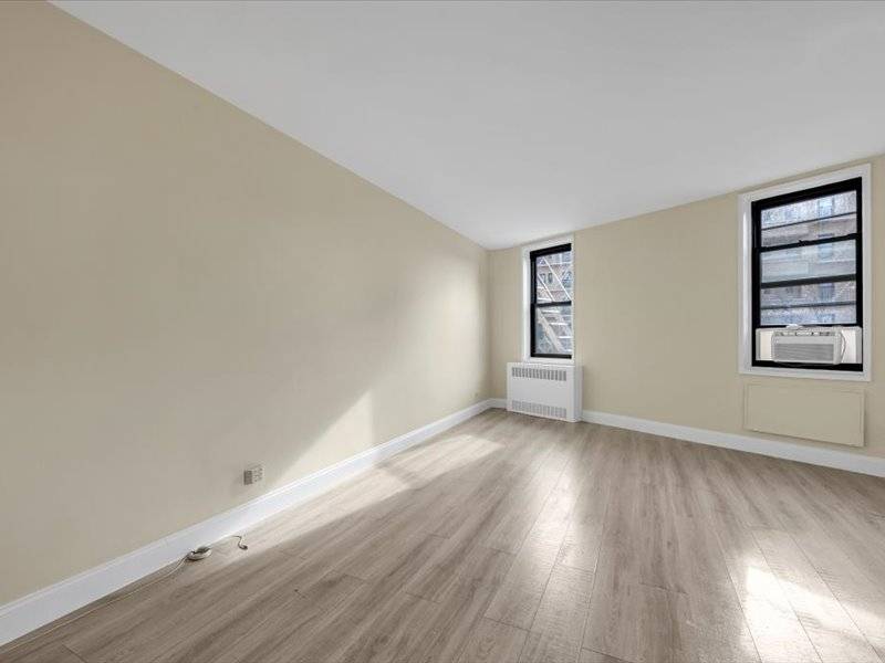 #11 photo, 50 Shore Boulevard, #3H, Manhattan Beach , NY 11235