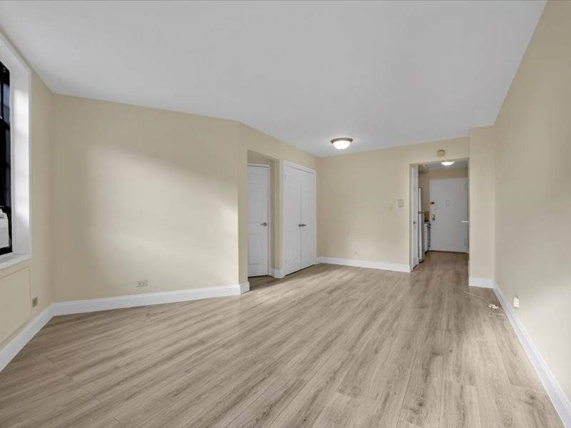 #3 photo, 50 Shore Boulevard, #3H, Manhattan Beach , NY 11235