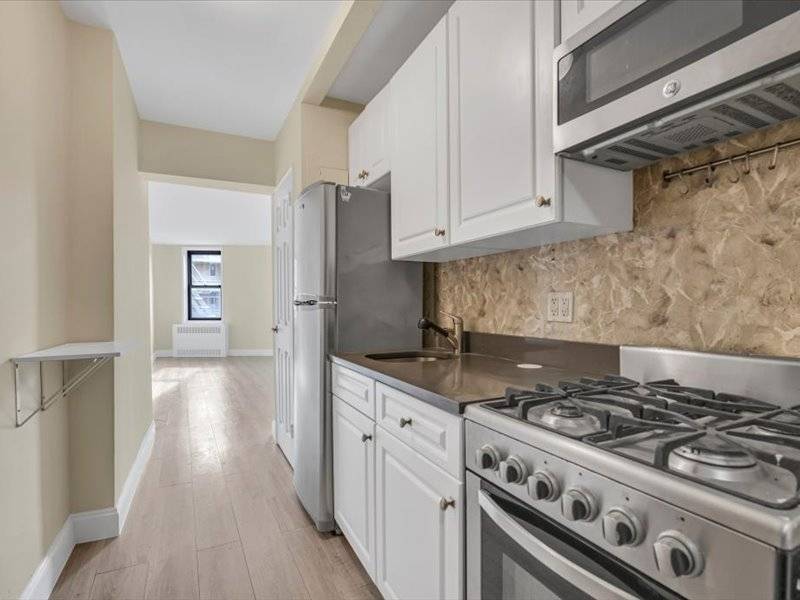 #6 photo, 50 Shore Boulevard, #3H, Manhattan Beach , NY 11235