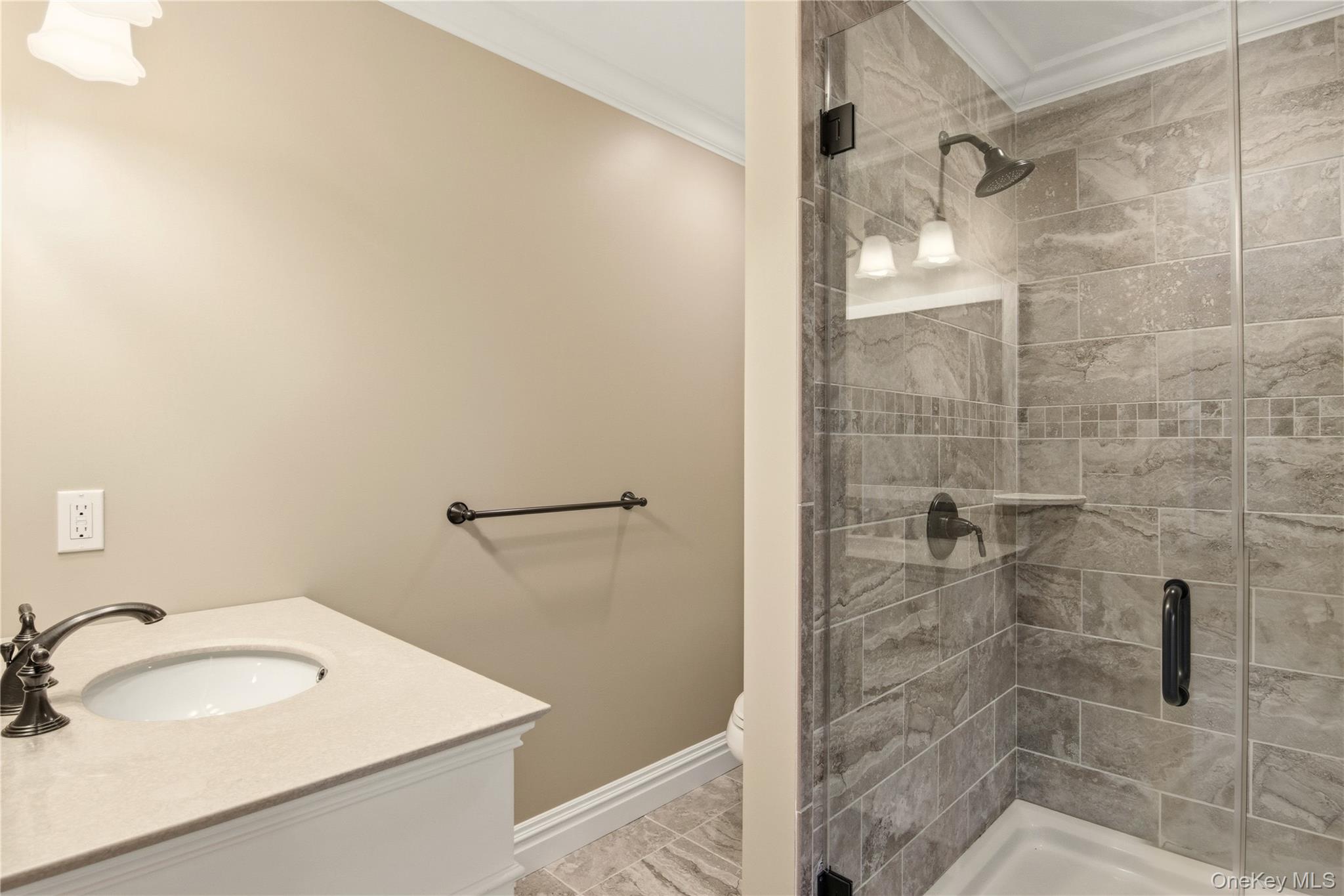 #18 photo, 69 Old Depot Road, Quogue , NY 11959