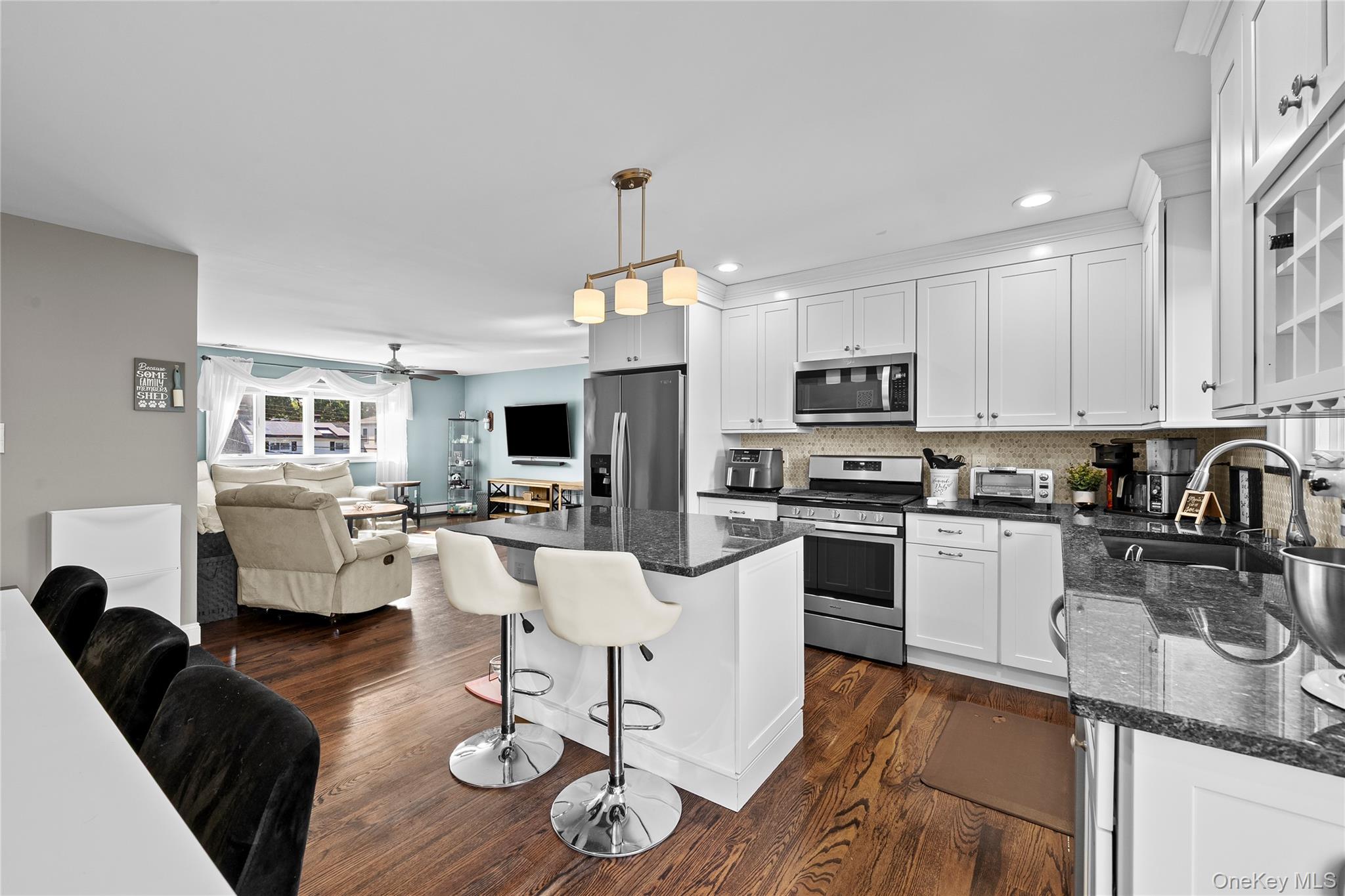 #18 photo, 1563 Stevens Avenue, Merrick , NY 11566