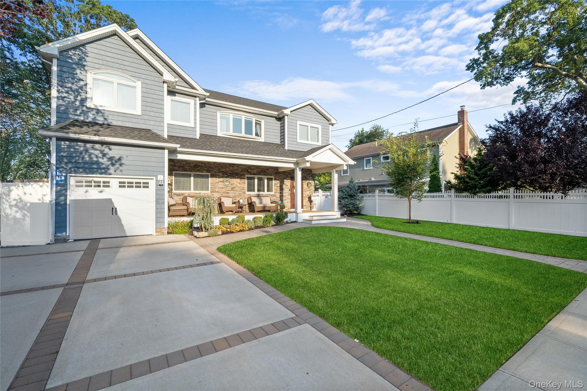 #2 photo, 1563 Stevens Avenue, Merrick , NY 11566