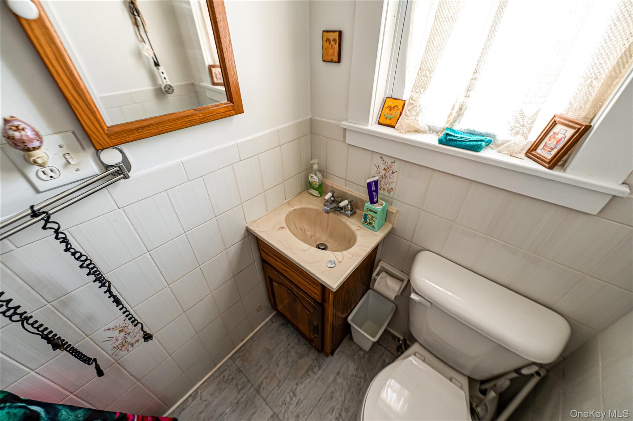 #12 photo, 9 East Way Path, Baiting Hollow , NY 11933