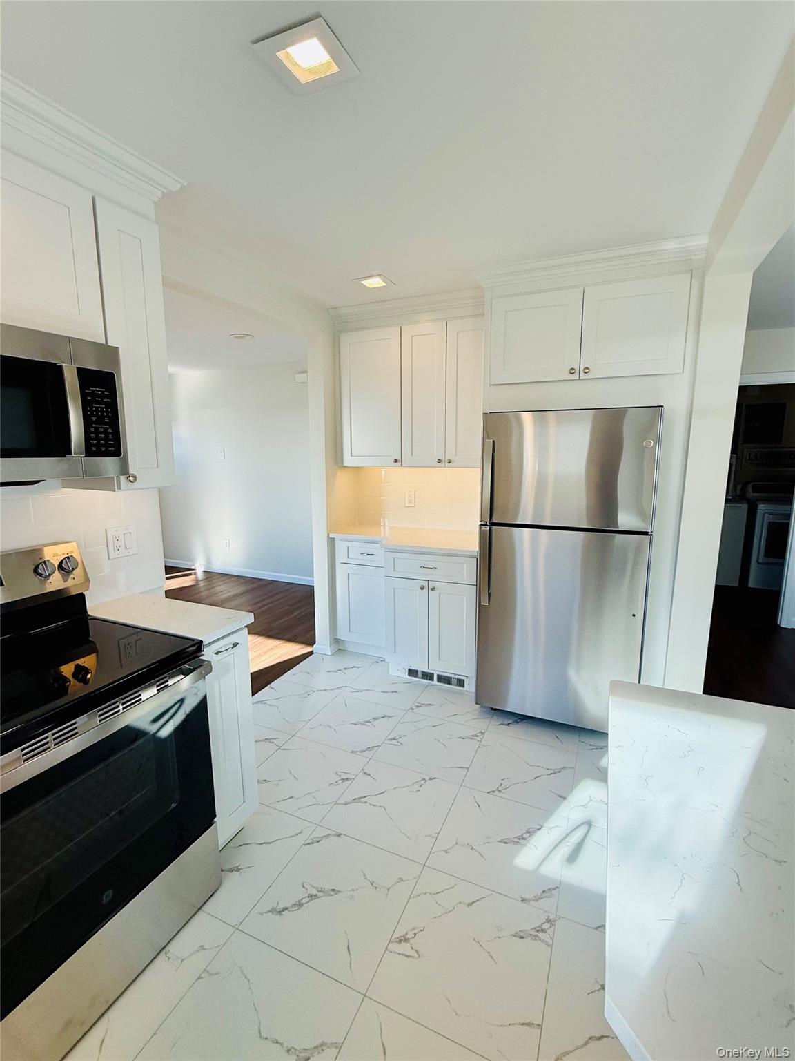 #15 photo, 26 Namkee Lane, Blue Point , NY 11715