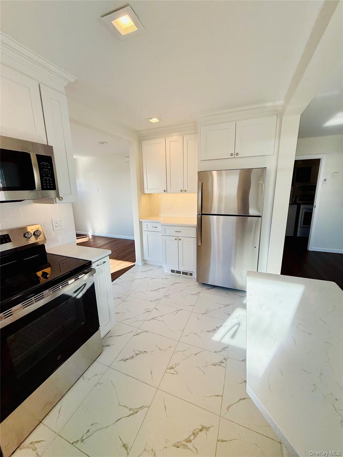 #16 photo, 26 Namkee Lane, Blue Point , NY 11715