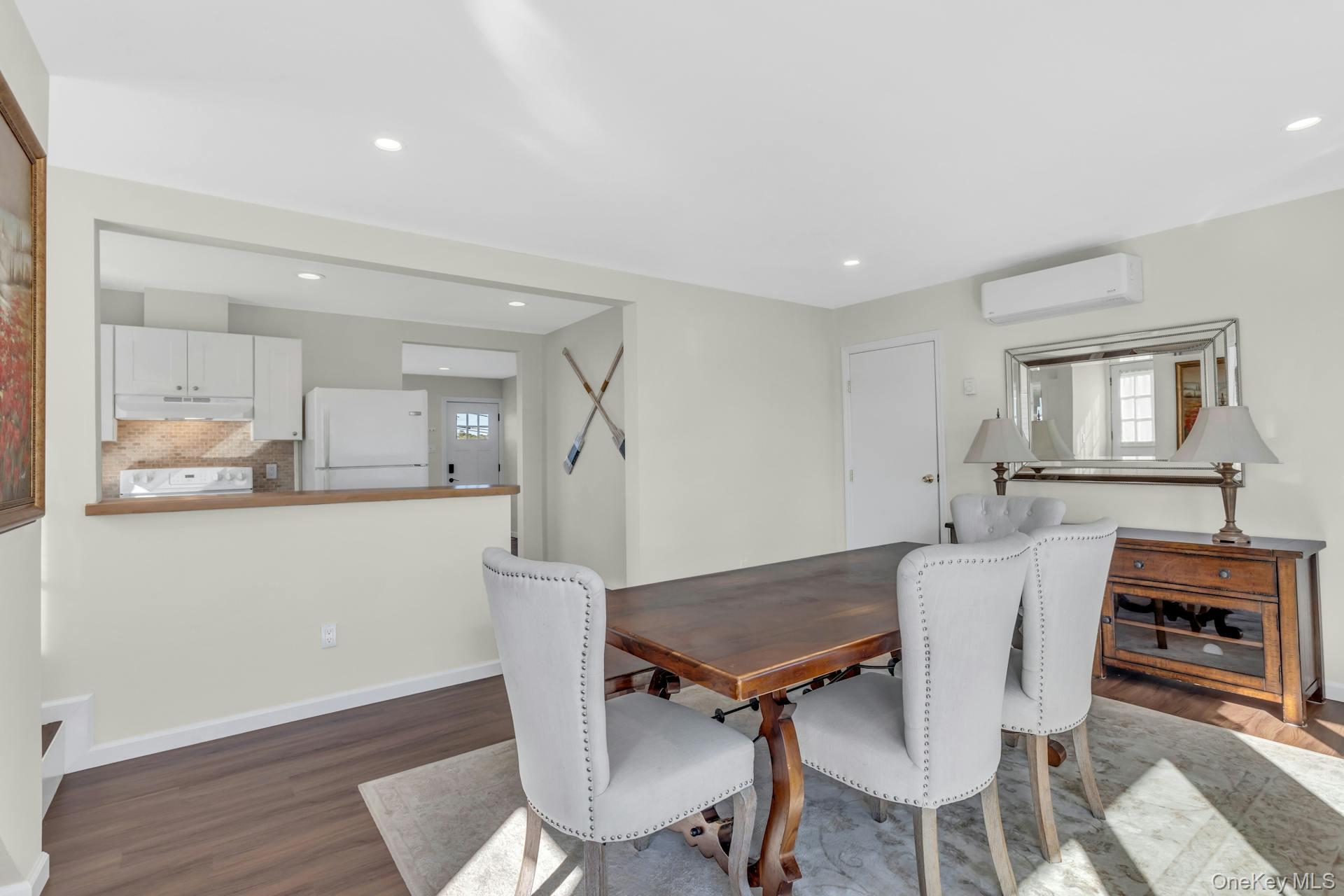 #8 photo, 26 Namkee Lane, Blue Point , NY 11715