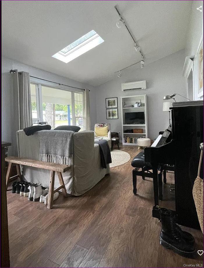 #6 photo, 20 Princeton Street, 紐約州 Red Hook , NY 12571