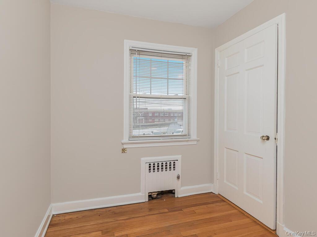 #14 photo, 45 Emerson, Yonkers , NY 10704