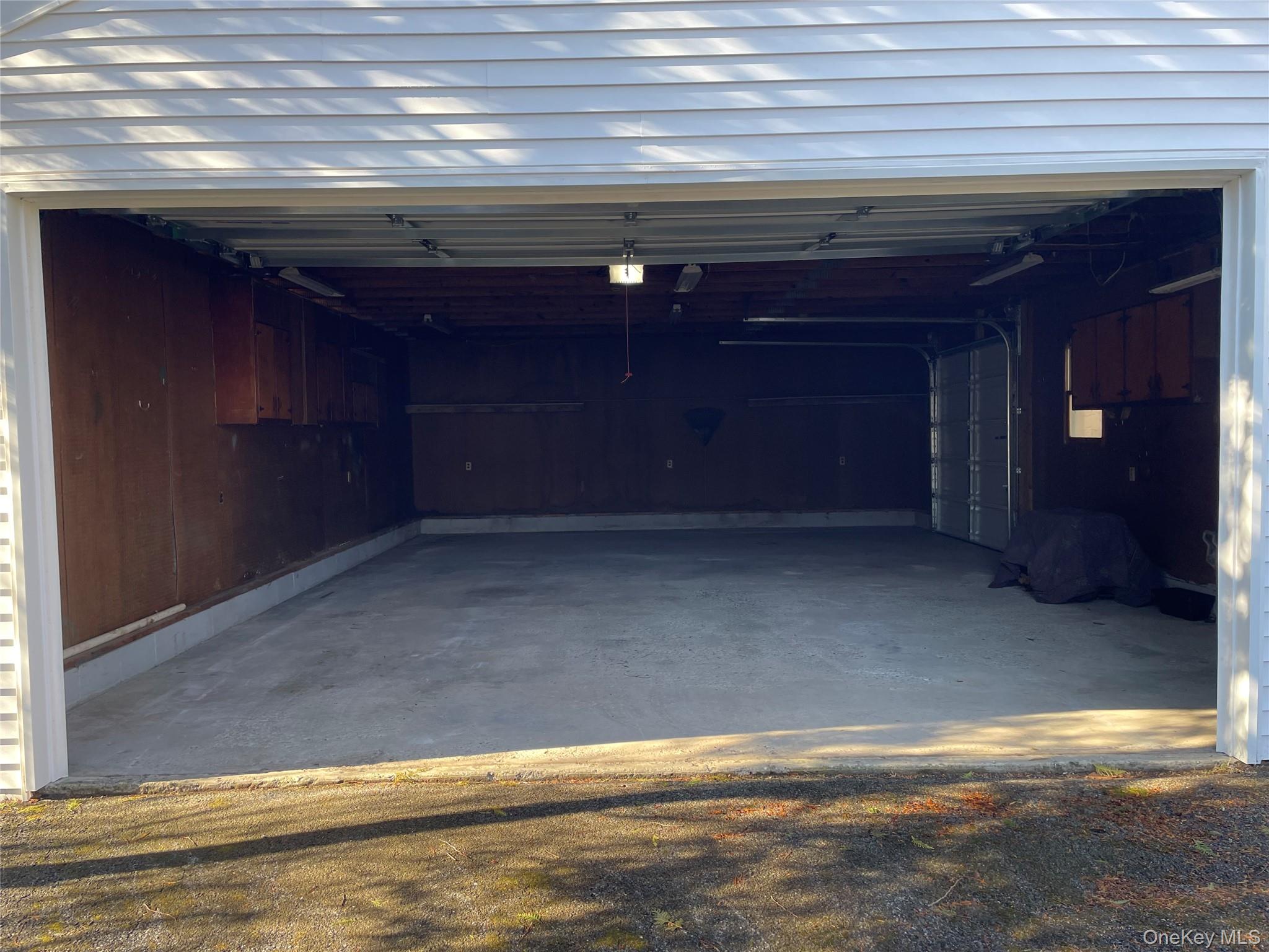 #16 photo, 11 Fifth Avenue, Newburgh , NY 12550