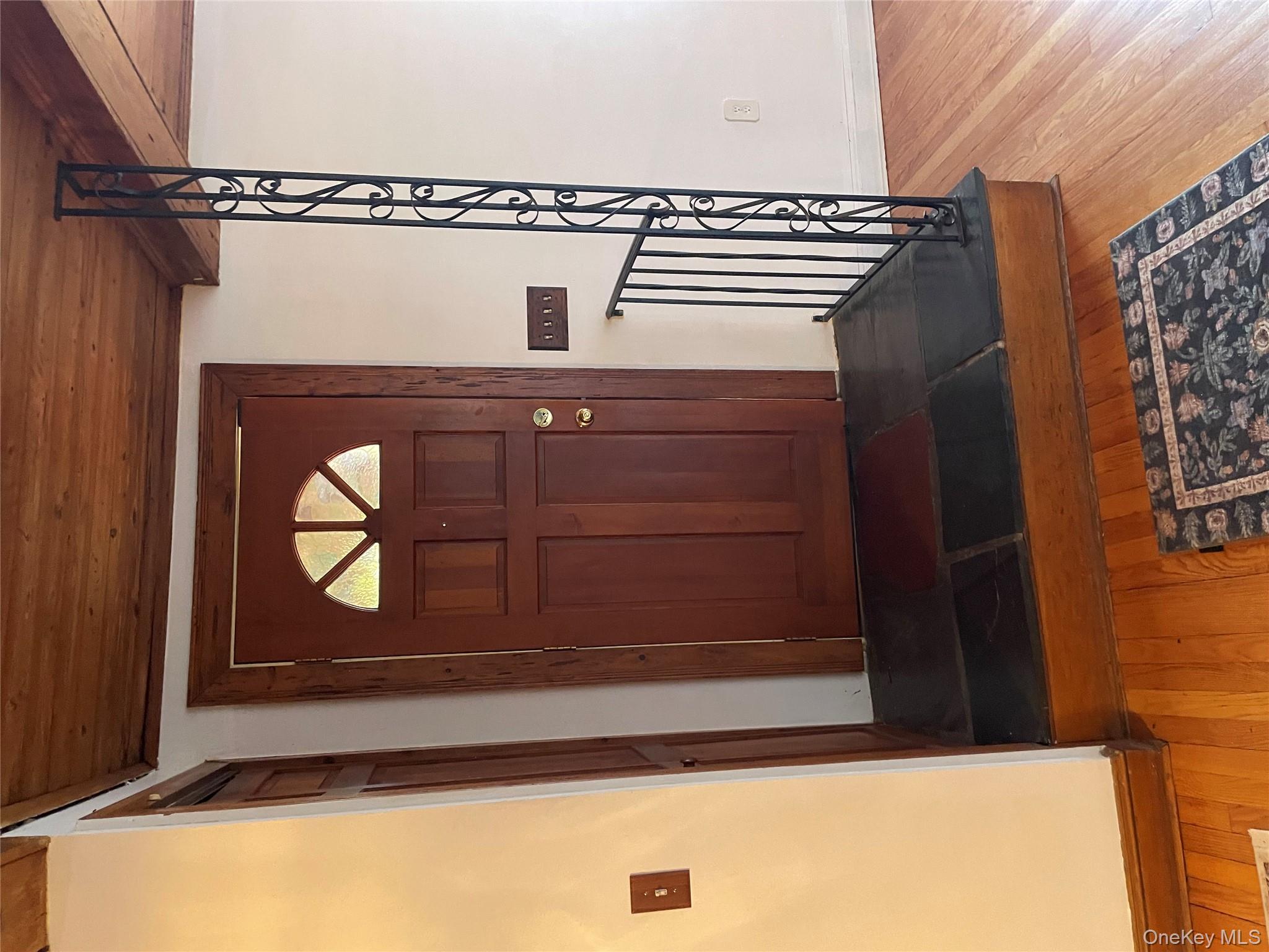 #5 photo, 11 Fifth Avenue, Newburgh , NY 12550