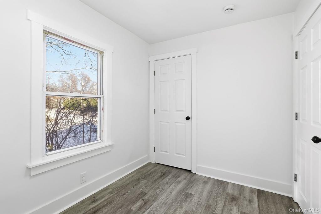 #14 photo, 1159 Main Street, 뉴욕주 Malden On Hudson , NY 12453