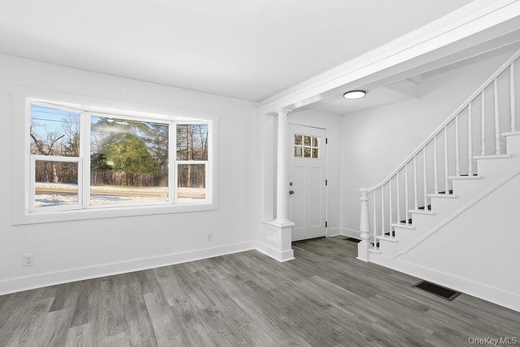 #8 photo, 1159 Main Street, 뉴욕주 Malden On Hudson , NY 12453