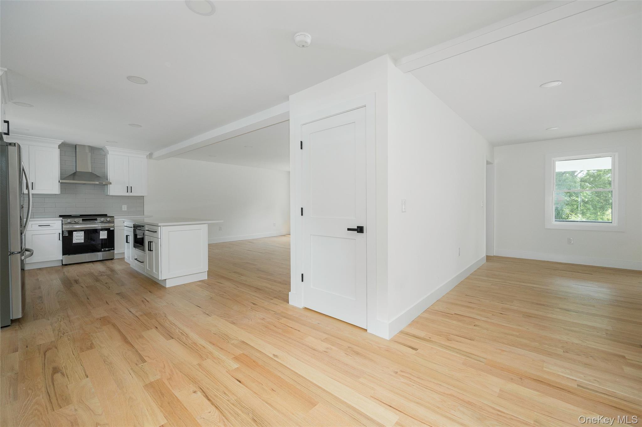 #7 photo, 7441 S Broadway, Red Hook , NY 12571