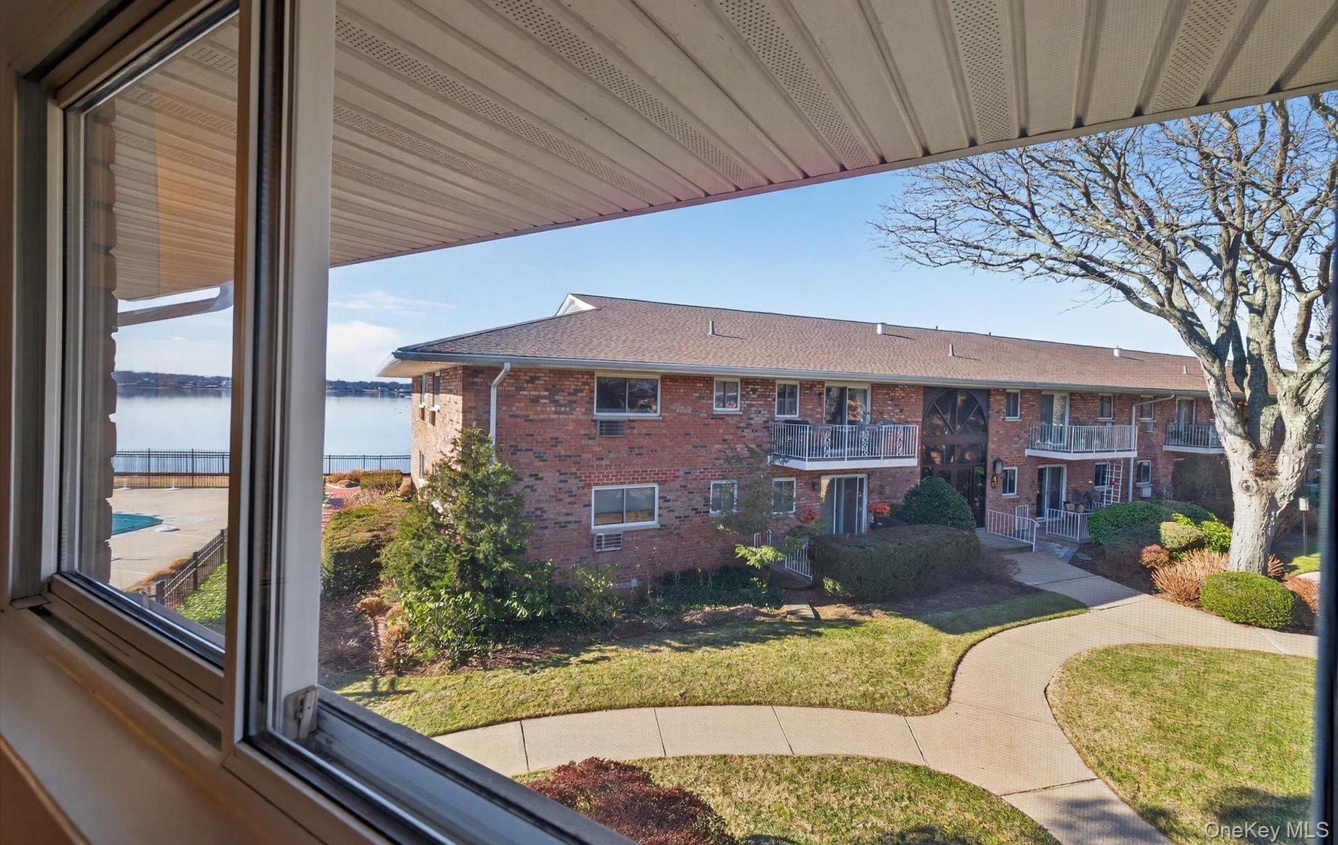 #13 photo, 1 Toms Point Lane, Port Washington , NY 11050