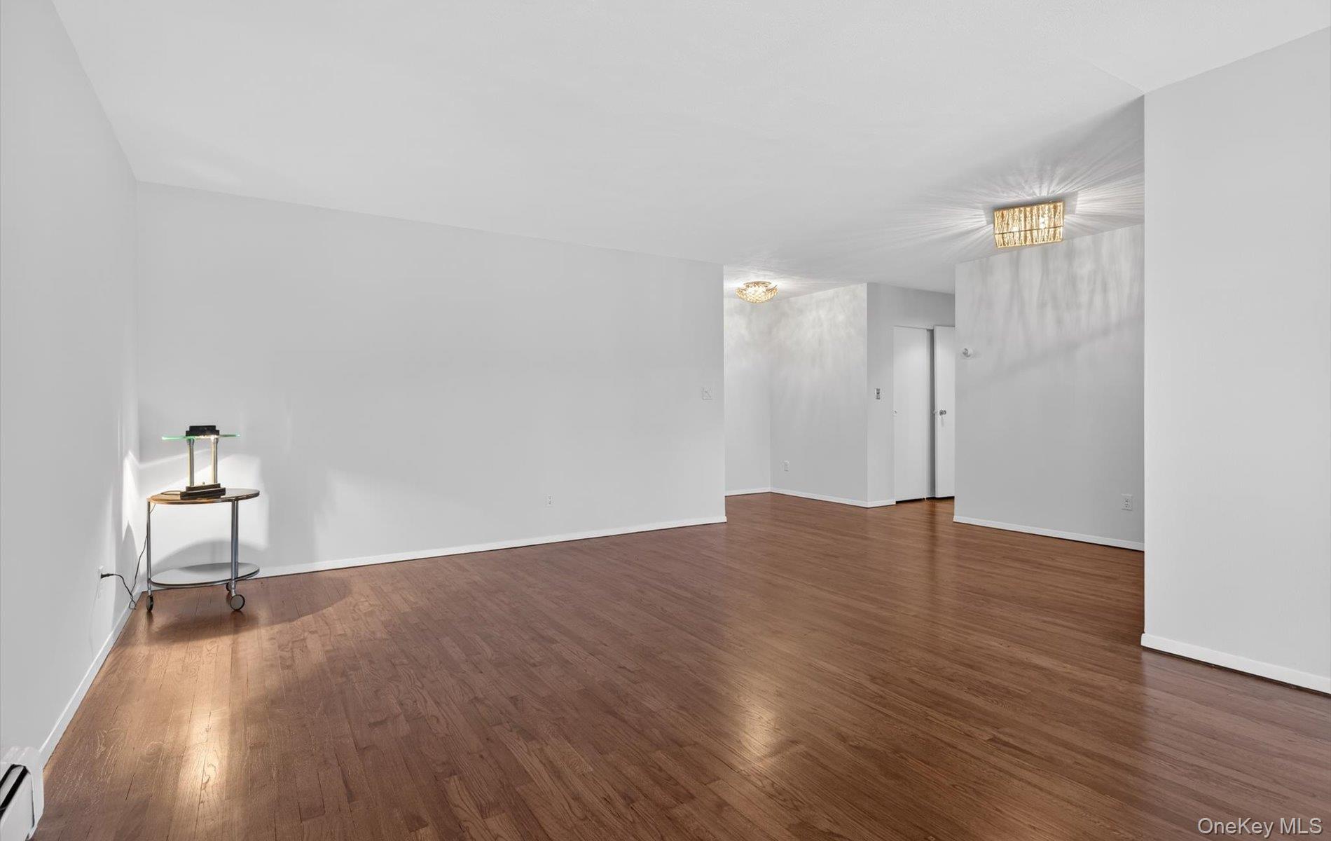 #3 photo, 1 Toms Point Lane, Port Washington , NY 11050