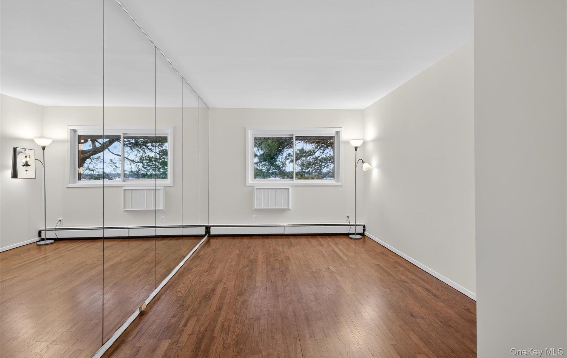 #9 photo, 1 Toms Point Lane, Port Washington , NY 11050