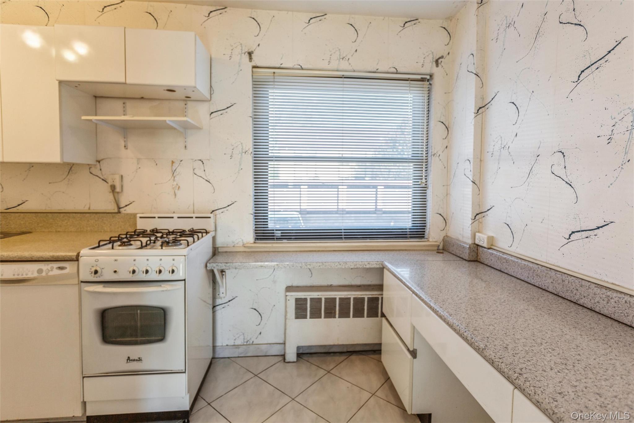 #9 photo, 107 15th Street, गार्डन सिटी Garden City , NY 11530