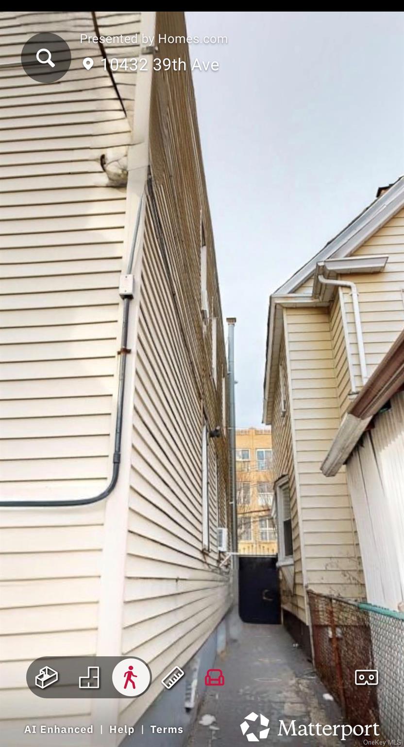 #2 photo, 10432 39th Avenue, Corona , NY 11368