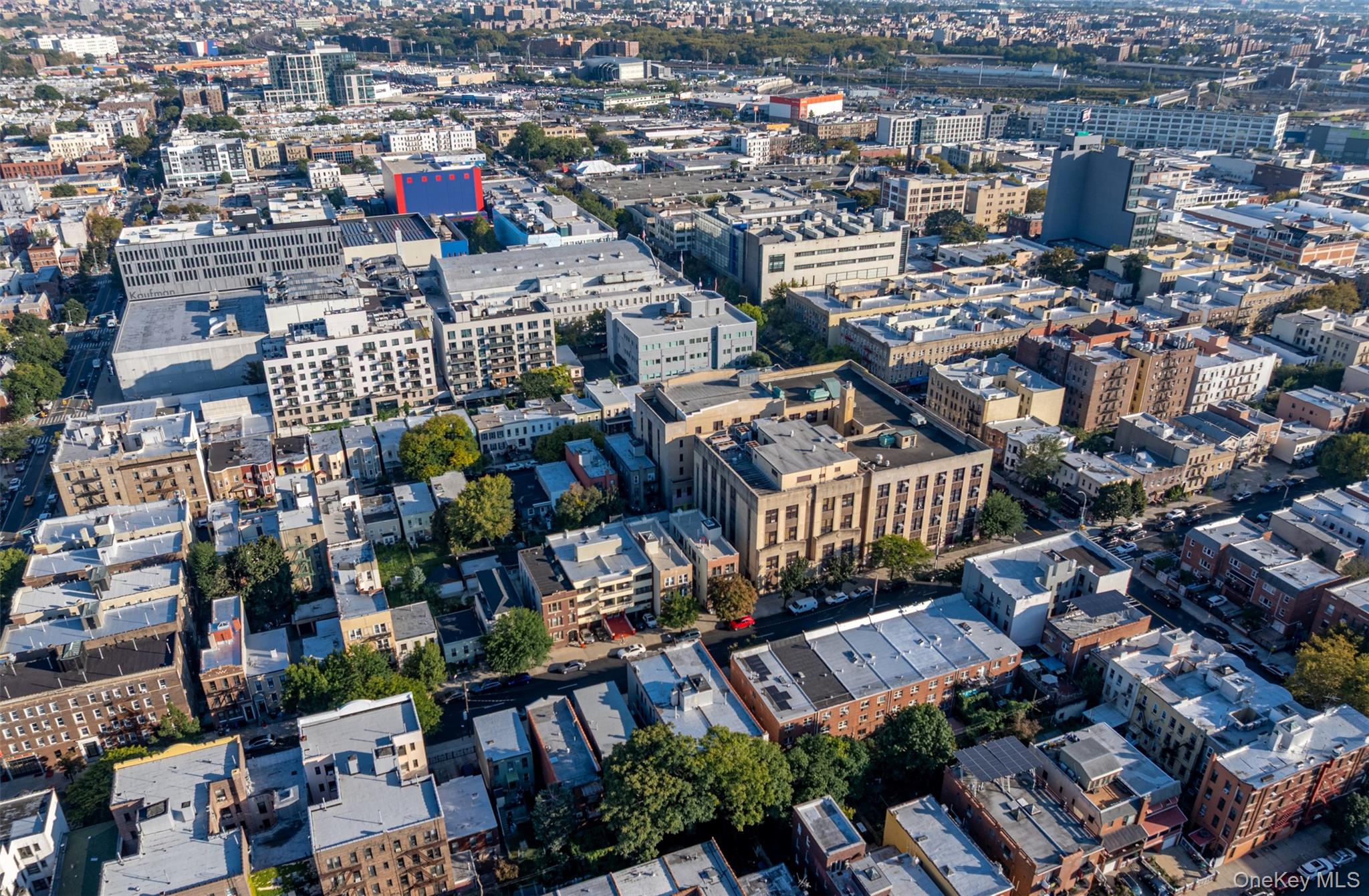 #5 photo, 34-35 33rd Street, अस्टोरिया Astoria , NY 11106