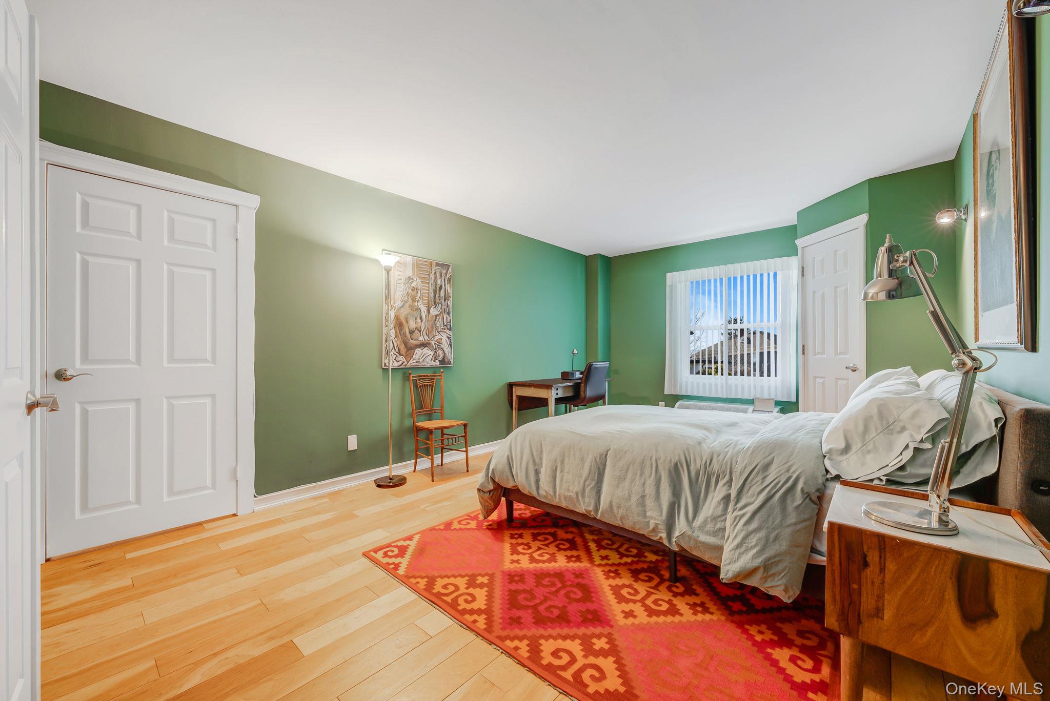 #20 photo, 360 Shore Road, Нассау ‖ Long Beach , NY 11561