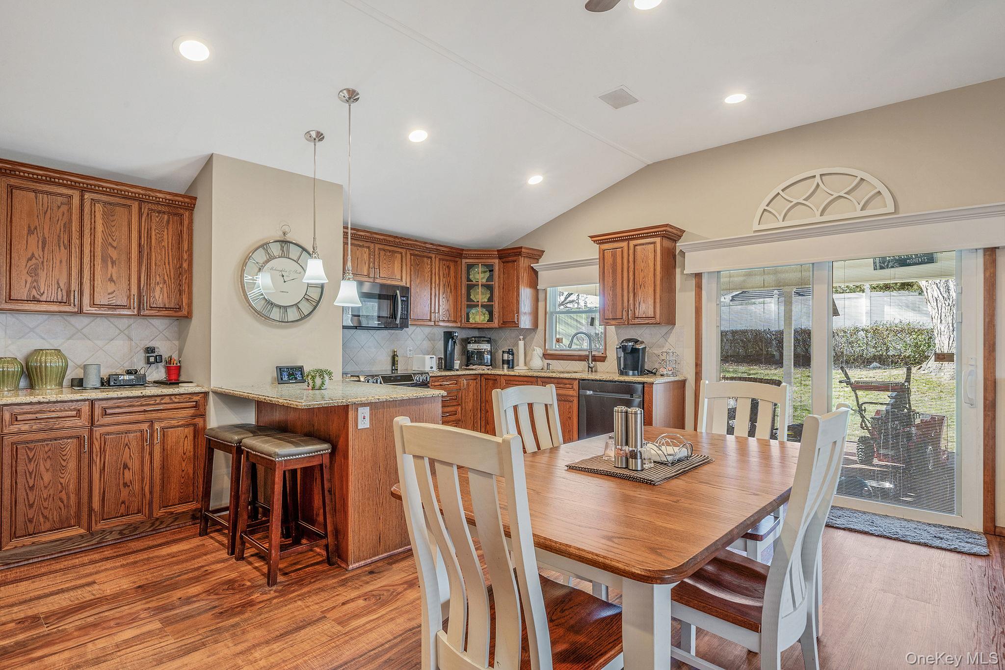 #10 photo, 28 Pamela Lane, Selden , NY 11784