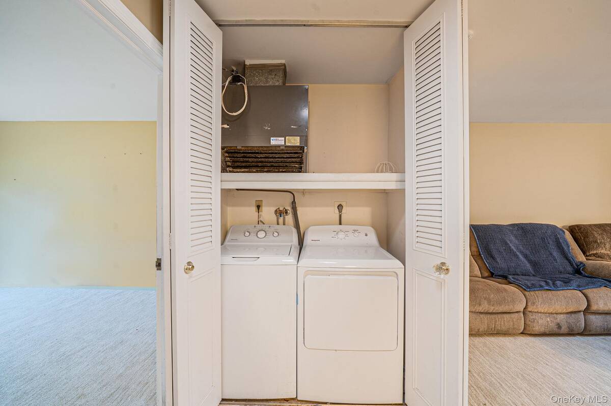 #12 photo, 116 Exmore Court, Ridge , NY 11961