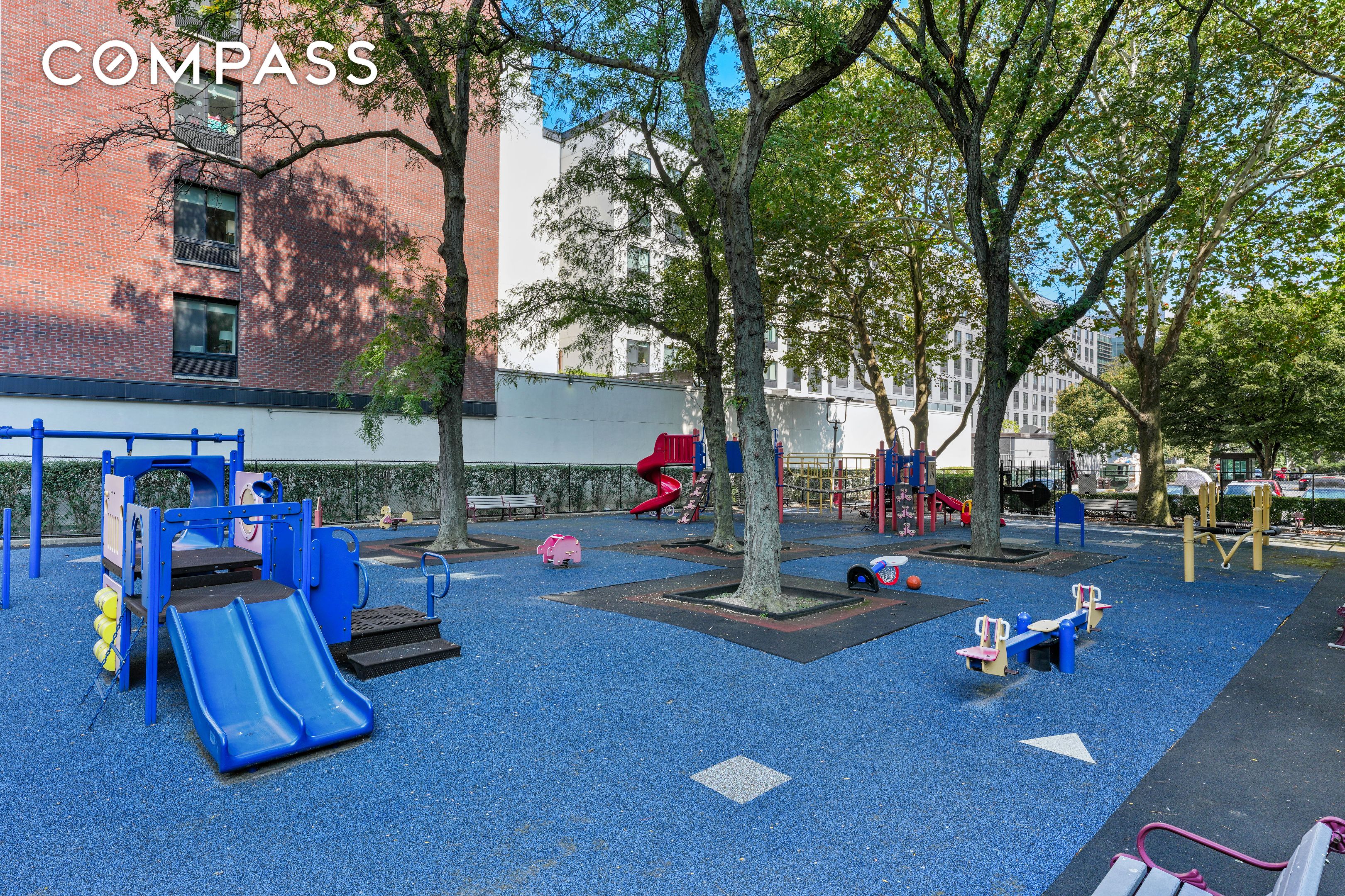 #20 photo, 185 Hall Street, 브루클린 Clinton Hill , NY 11205