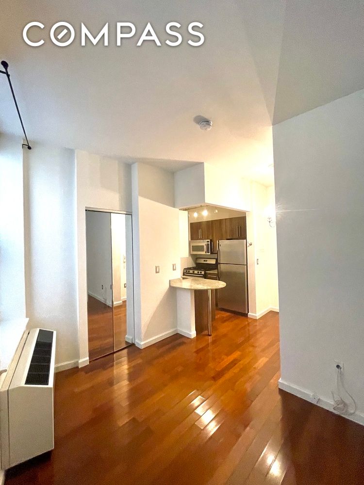 #7 photo, 1 Wall Street, Financial District , NY 10005