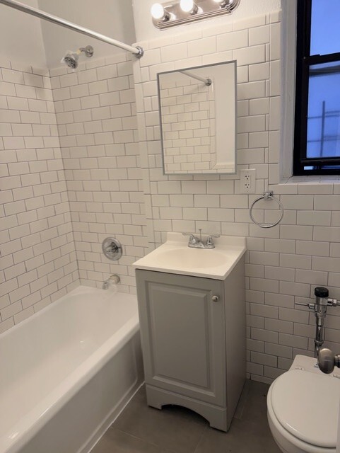 #6 photo, 2601 GLENWOOD Road, Бруклин ‖ Flatbush , NY 11210