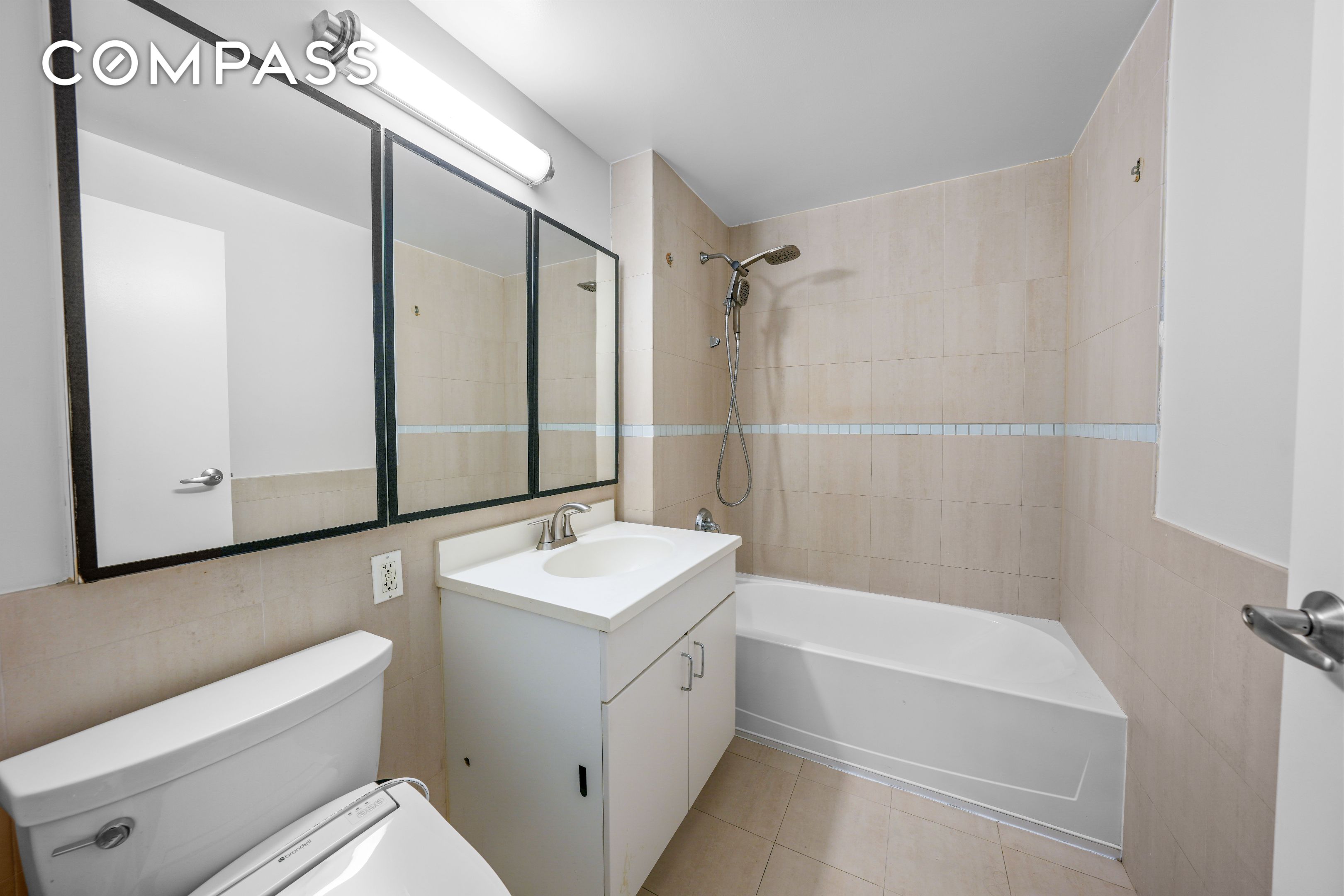 #10 photo, 40 W 116th Street, 맨해튼 Harlem , NY 10026