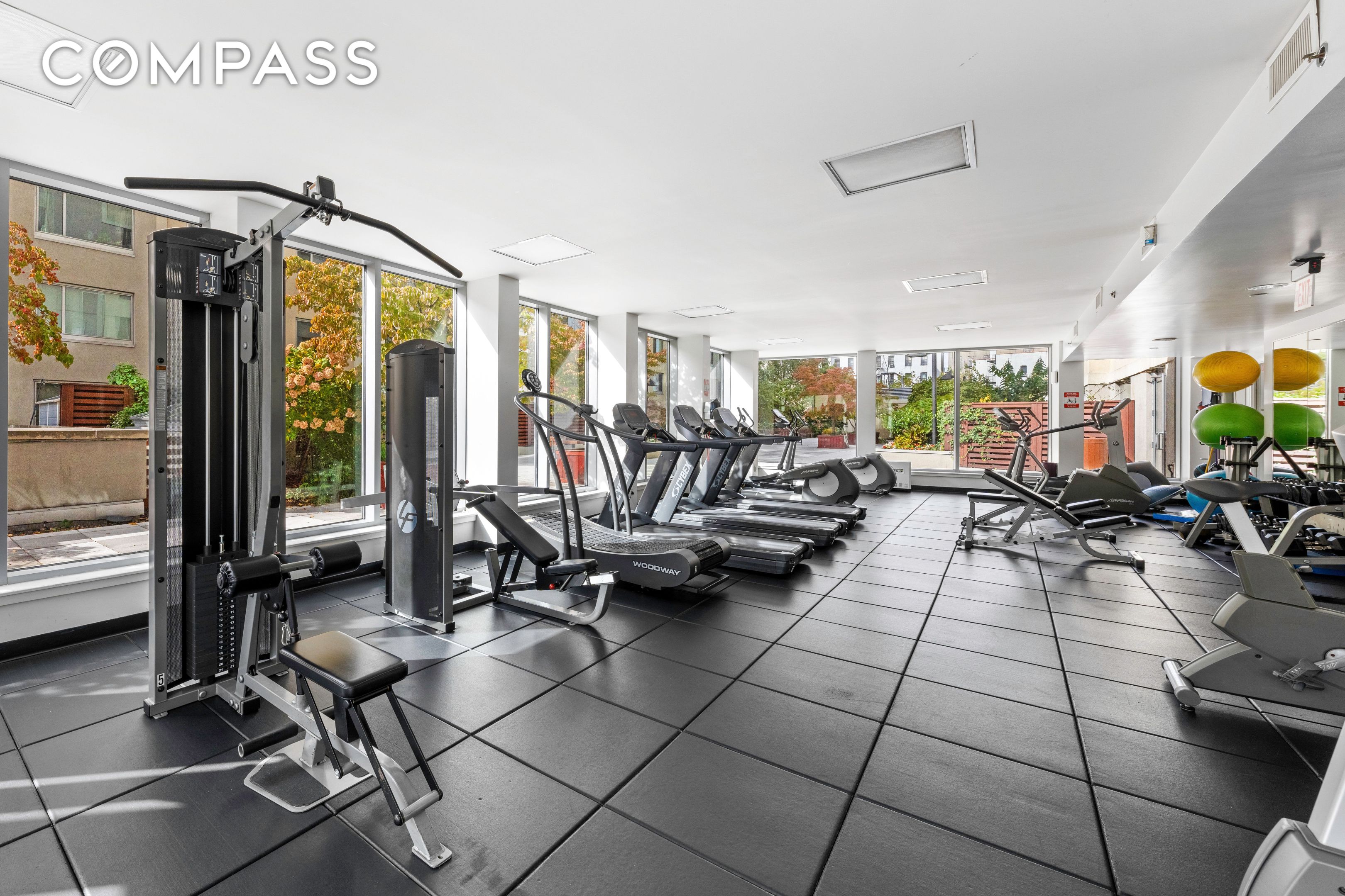 #12 photo, 40 W 116th Street, 맨해튼 Harlem , NY 10026