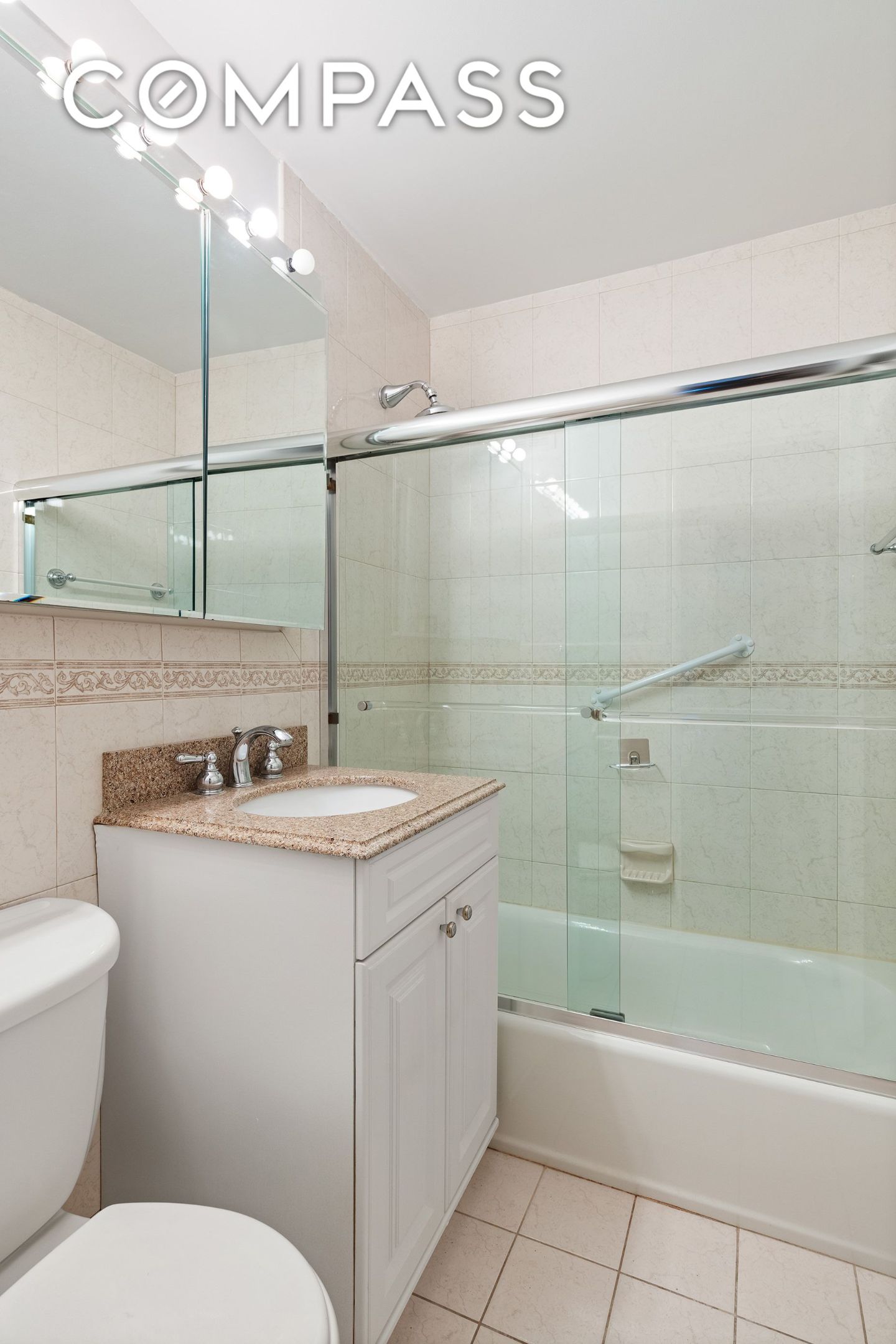 #18 photo, 301 E 22nd Street, Манхэттен ‖ Gramercy Park , NY 10010