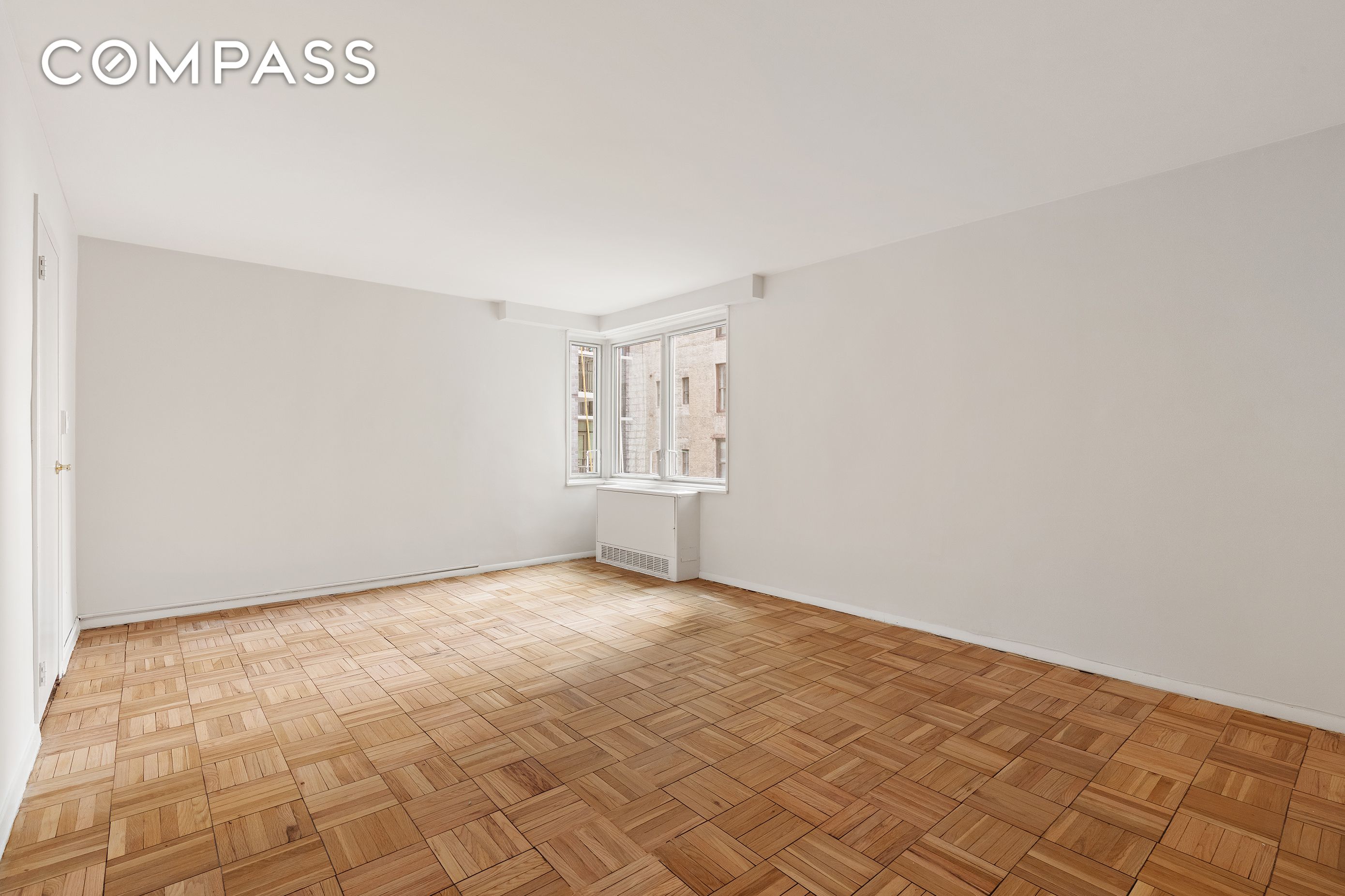 #7 photo, 301 E 22nd Street, Манхэттен ‖ Gramercy Park , NY 10010