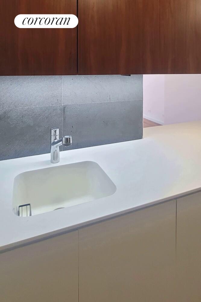 #19 photo, New York City, Lenox Hill , NY 10021