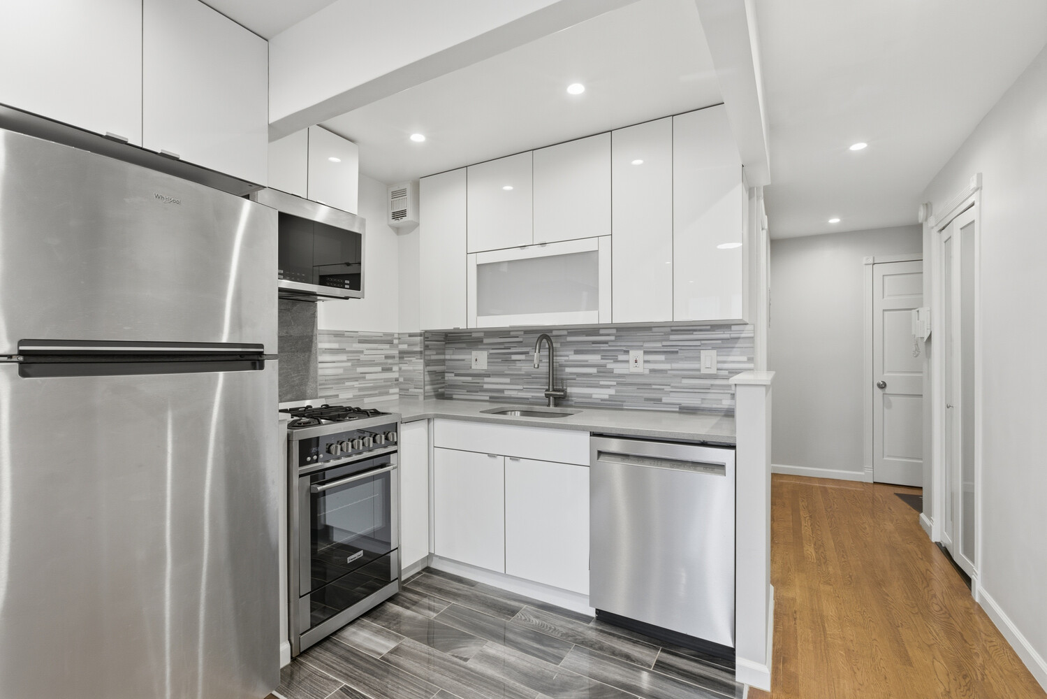 #3 photo, 1628 2ND Avenue, 曼哈頓 上东城 Yorkville , NY 10028