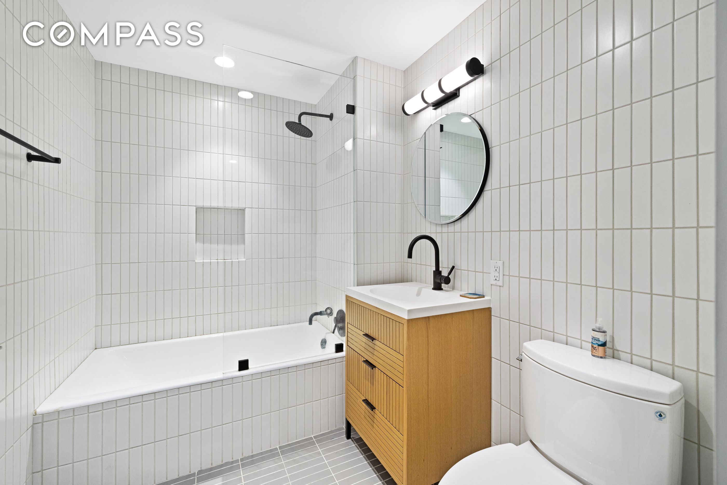 #7 photo, 111 Montgomery Street, 브루클린 Crown Heights , NY 11225