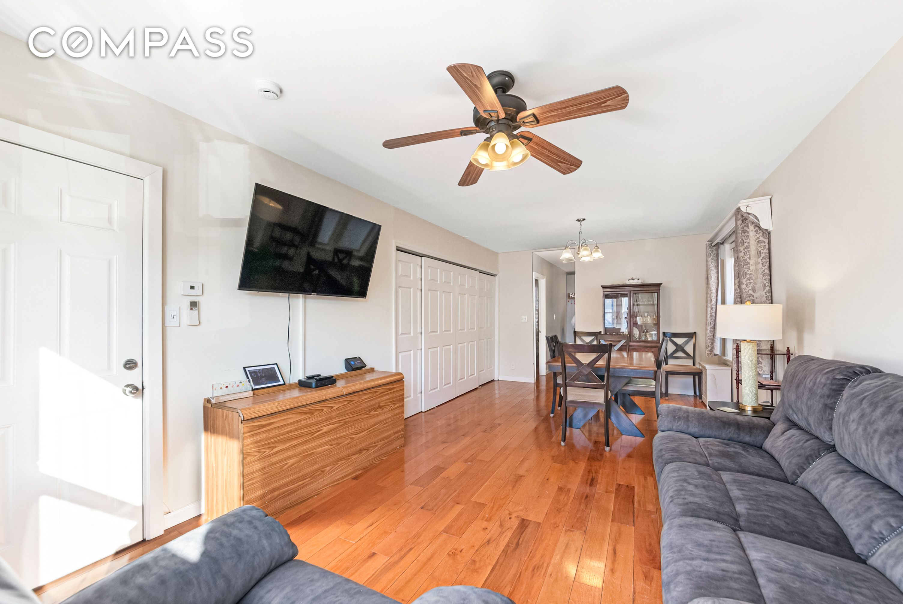 #5 photo, 1663 E 32nd Street, 브루클린 Marine Park , NY 11234