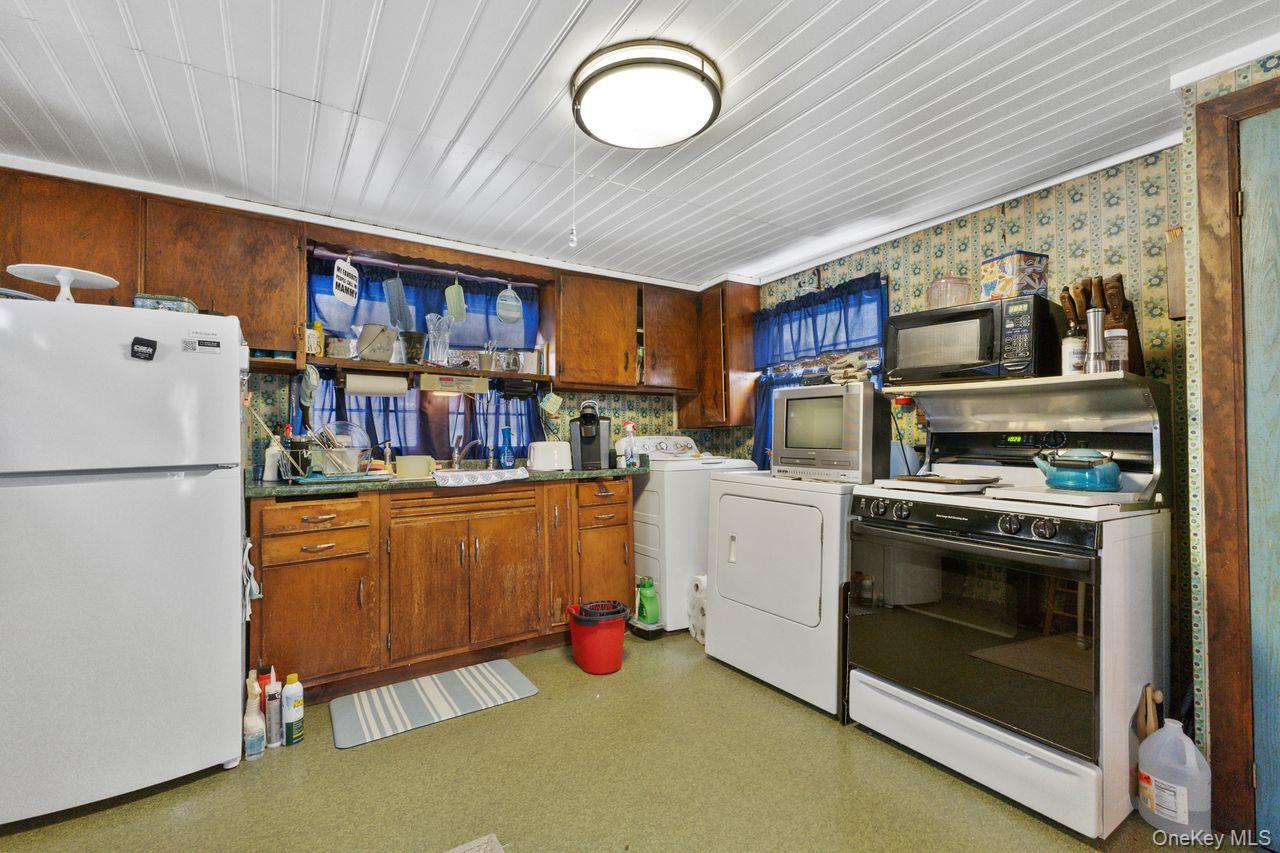 #8 photo, 37 Barrett Hill Road, Carmel , NY 10512