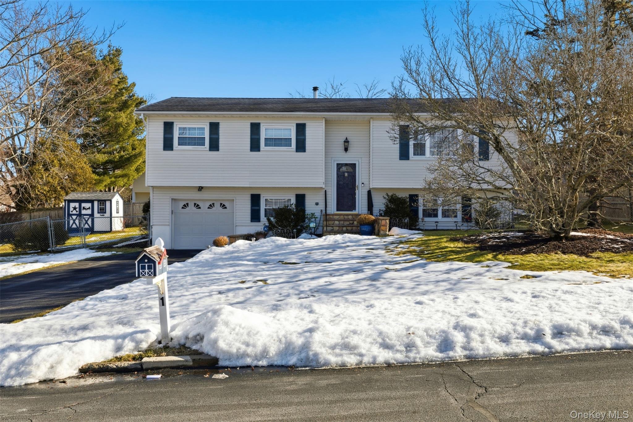 #1 photo, 1 Weather Vane Way, Middletown , NY 10940