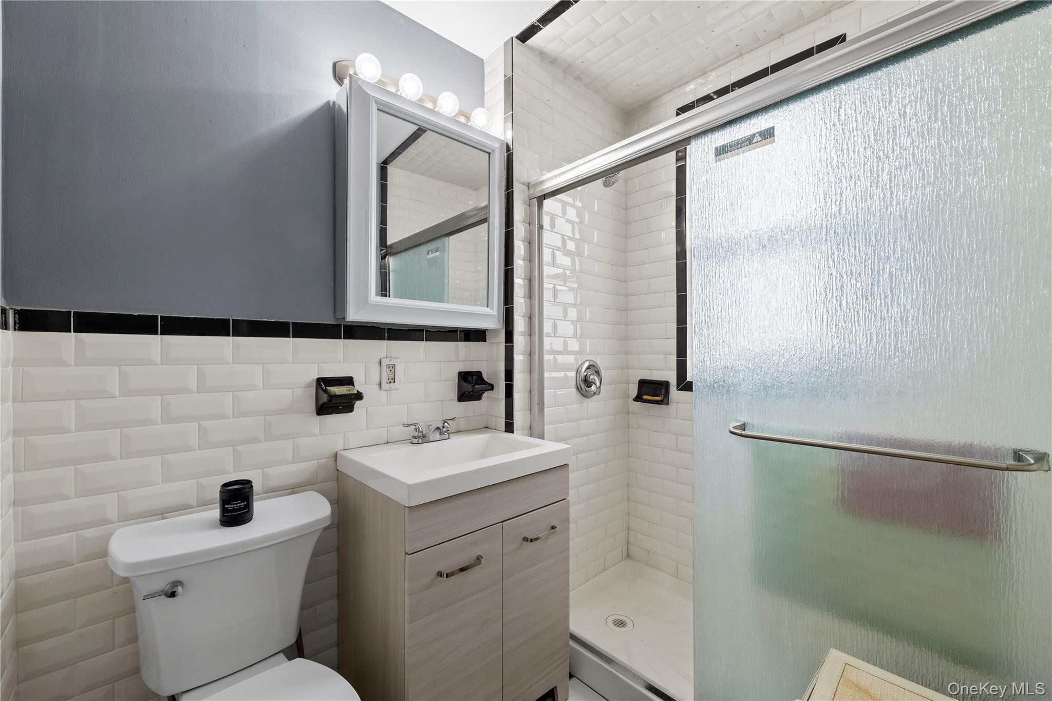 #7 photo, 2976 Lawton Avenue, Bronx , NY 10465