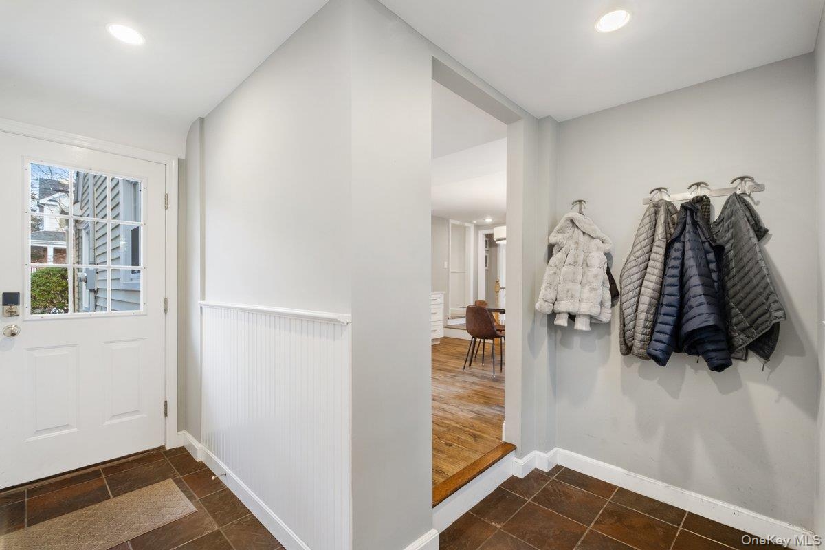 #12 photo, 12 Stoneleigh Close, Scarsdale , NY 10583