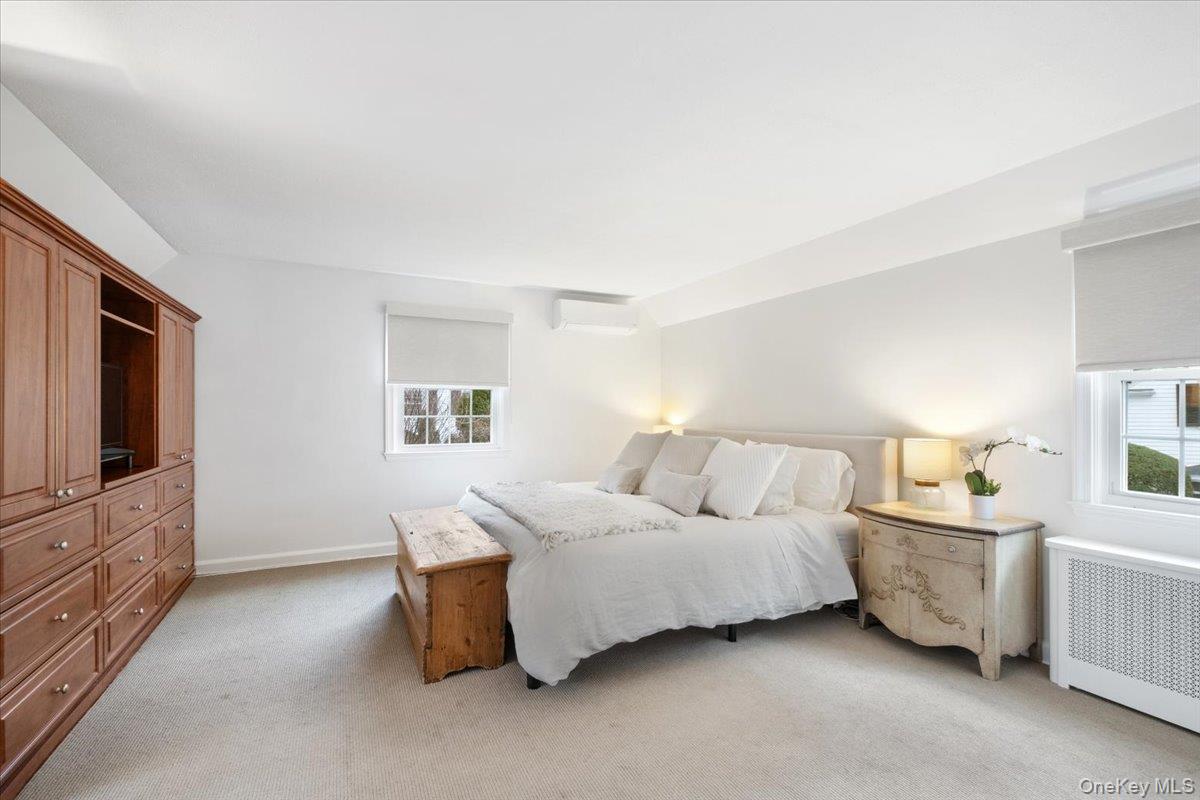 #15 photo, 12 Stoneleigh Close, Scarsdale , NY 10583