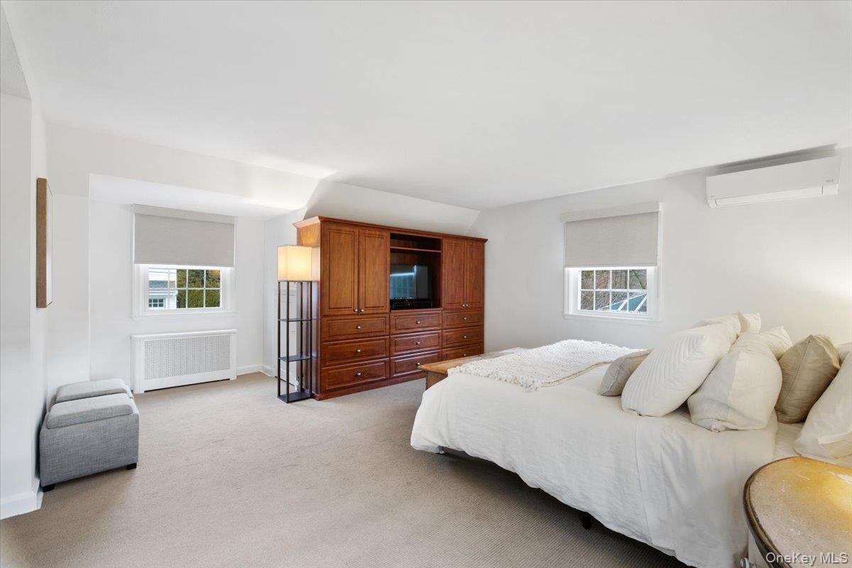 #16 photo, 12 Stoneleigh Close, Scarsdale , NY 10583