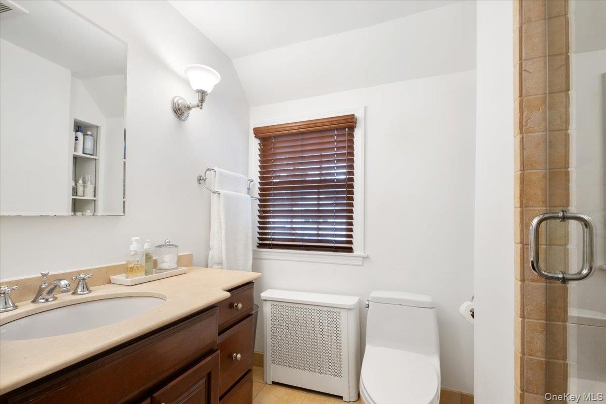 #17 photo, 12 Stoneleigh Close, Scarsdale , NY 10583