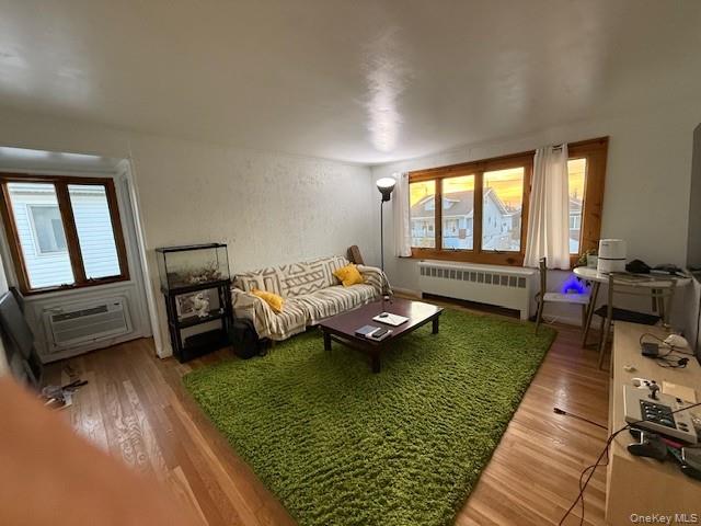 #6 photo, 113 Parma Road, Island Park , NY 11558