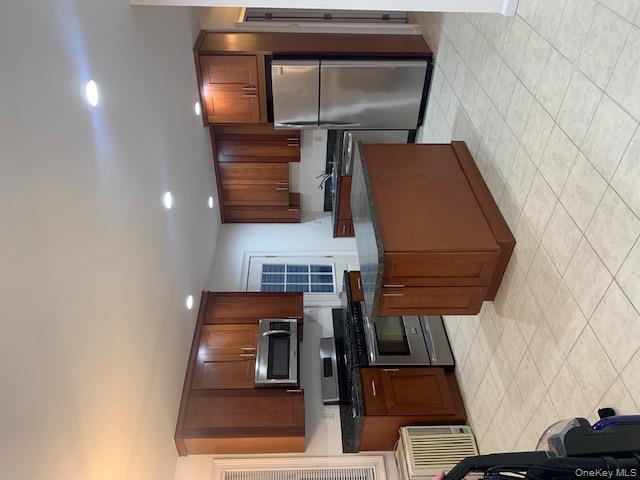 #7 photo, 86 Brookline Avenue, East Atlantic Beach , NY 11561